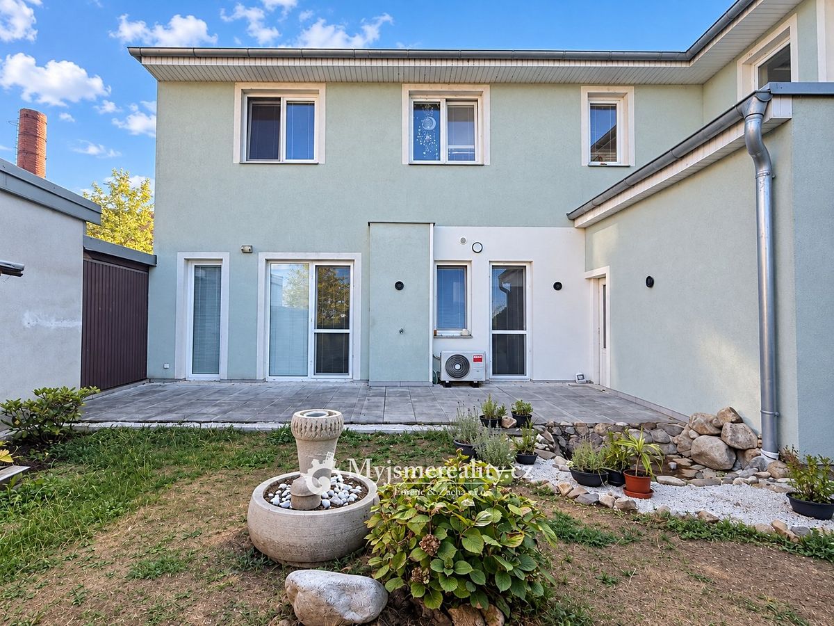 Prodej bytu 2+kk 60 m²