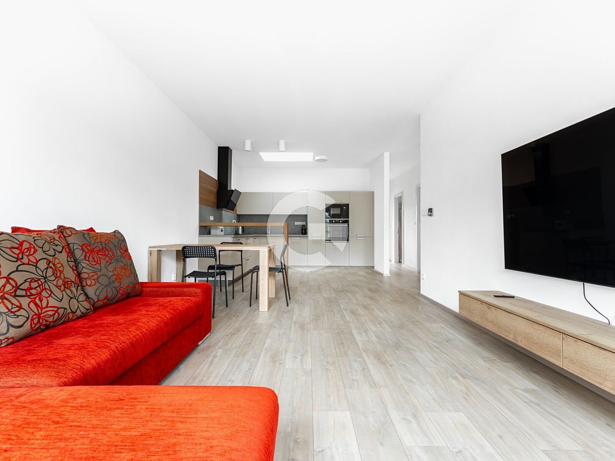 Prodej rodinného domu 80 m², pozemek 334 m² – fotografie 3
