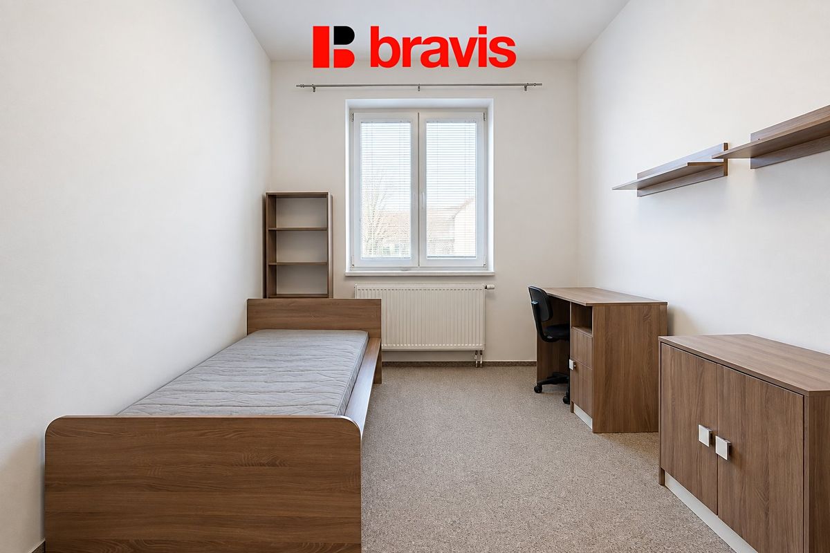 Pronájem bytu pokoje 14 m²