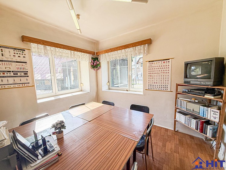 Prodej domu, 200 m² (40 z 48)