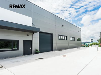 Pronájem skladového prostoru 476 m²