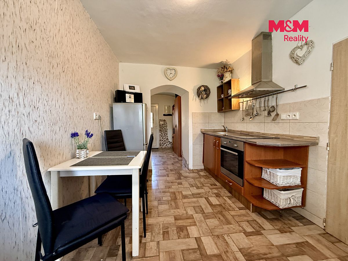 Prodej rodinného domu 84 m², pozemek 212 m² – fotografie 4