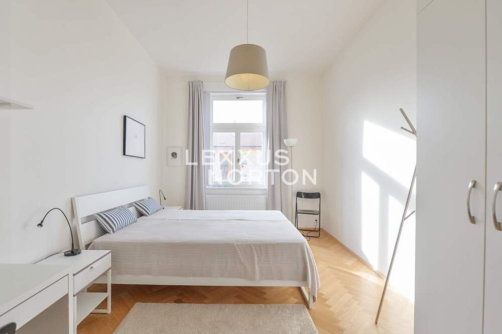 Pronájem bytu 2+1 79 m² – fotografie 3