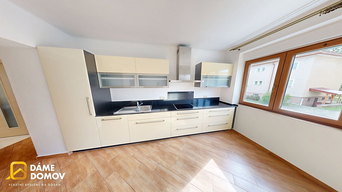 Pronájem bytu 3+1 77 m² – fotografie 3