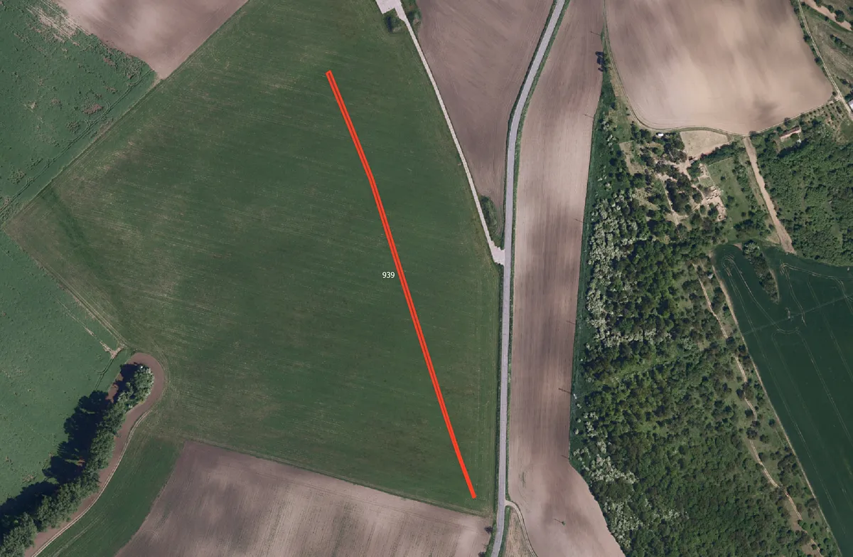 Prodej pole 1640 m²
