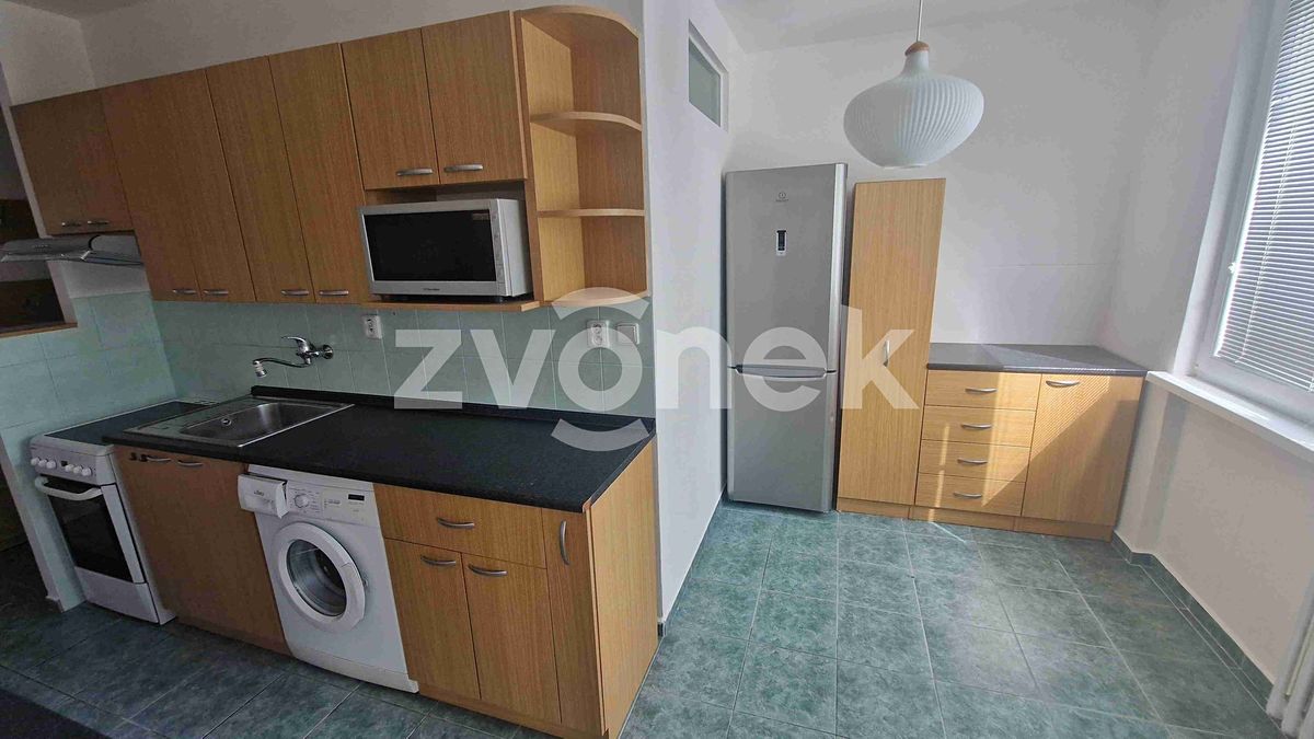 Pronájem bytu 2+1 62 m² – fotografie 4
