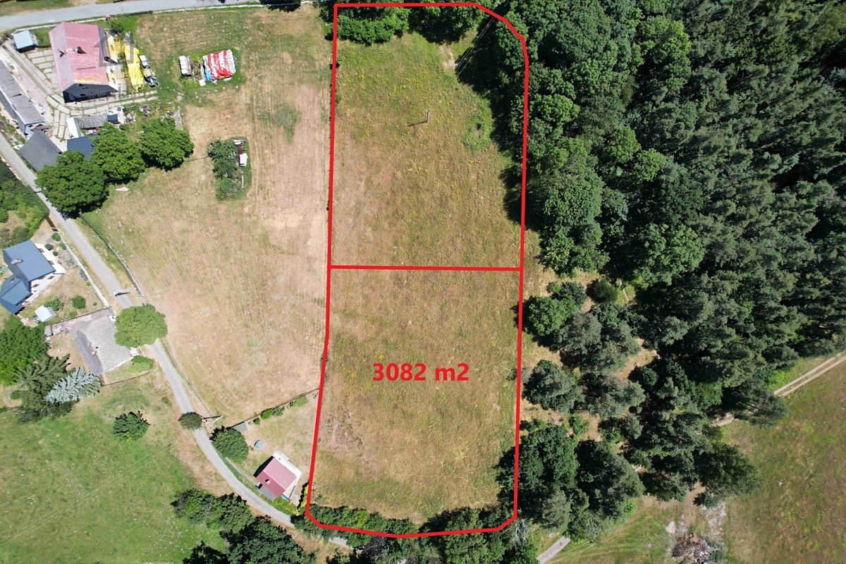Prodej stavebního pozemku 3082 m² – fotografie 3