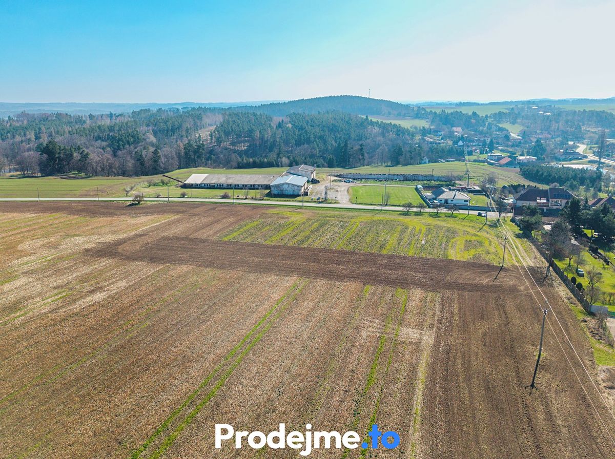 Prodej stavebního pozemku 1132 m² – fotografie 2