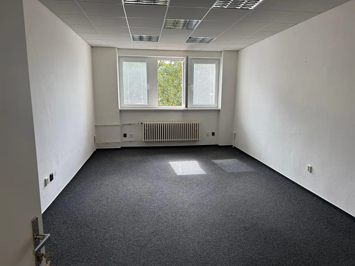 Pronájem kanceláře 80 m²