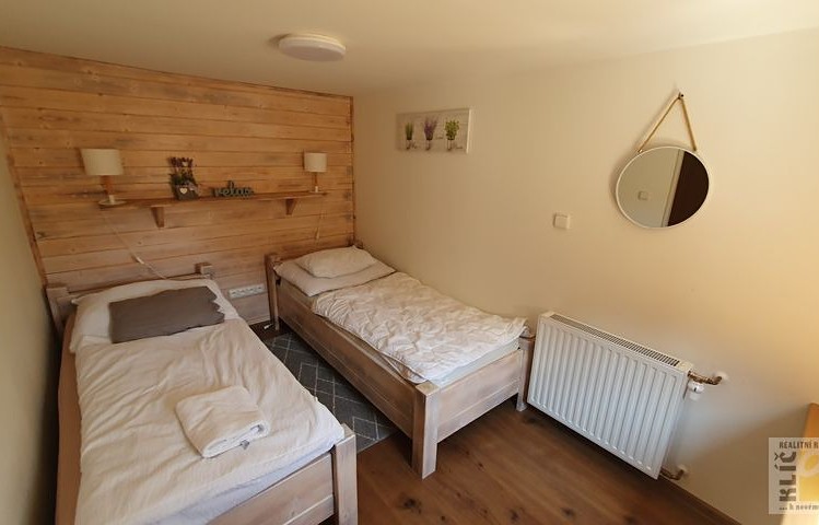 Комерційне приміщення на продаж, 200 м² (25 з 30)