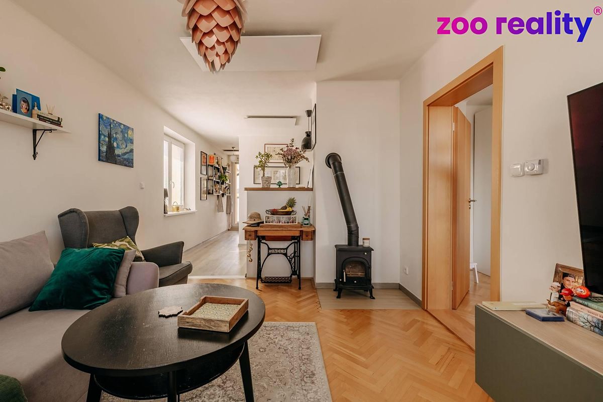 Pronájem bytu 3+1 73 m² – fotografie 4