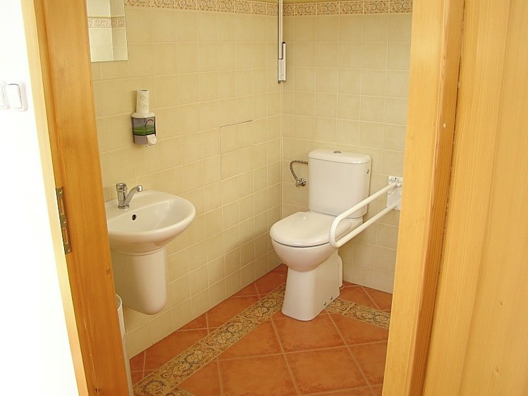 Pronájem komerčního prostoru, 74 m² (4 z 5)
