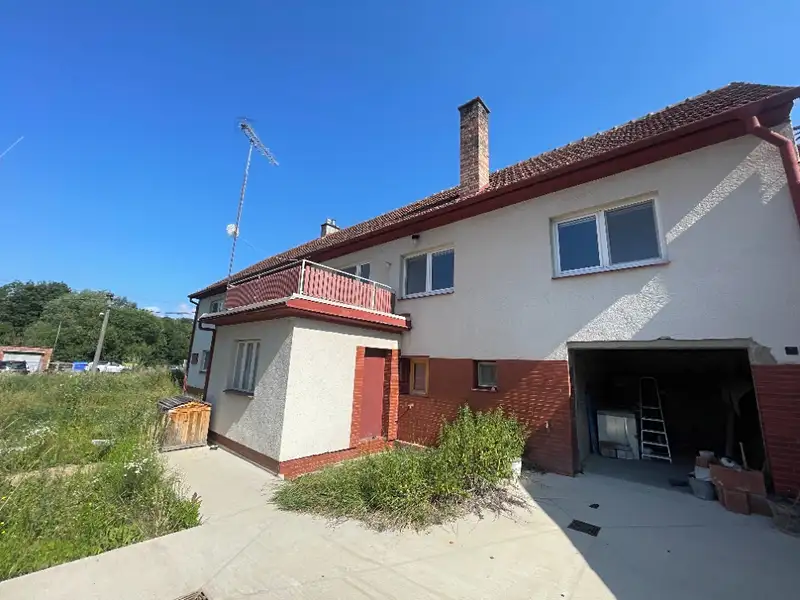 Dražba rodinného domu 294 m², pozemek 1370 m², Luhačovice – náhled fotky 3