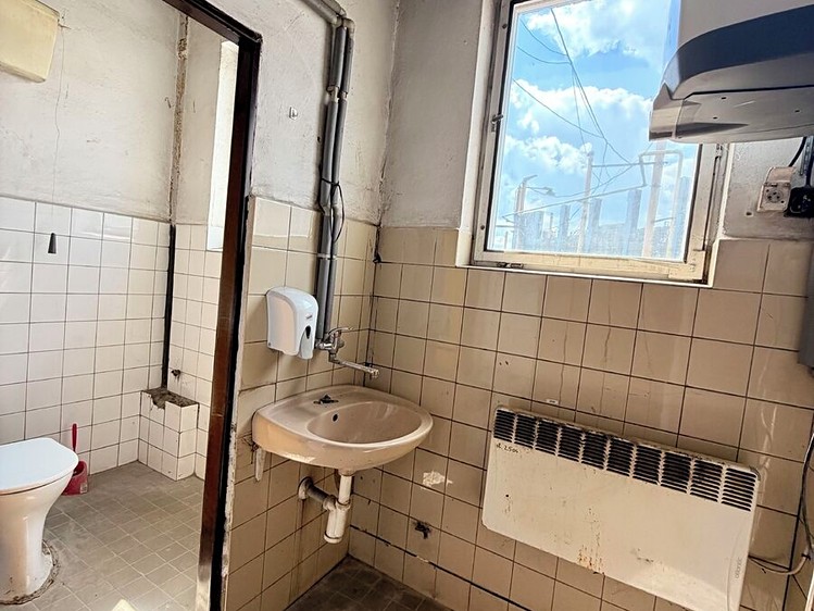Комерційне приміщення в оренду, 345 м² (19 з 30)