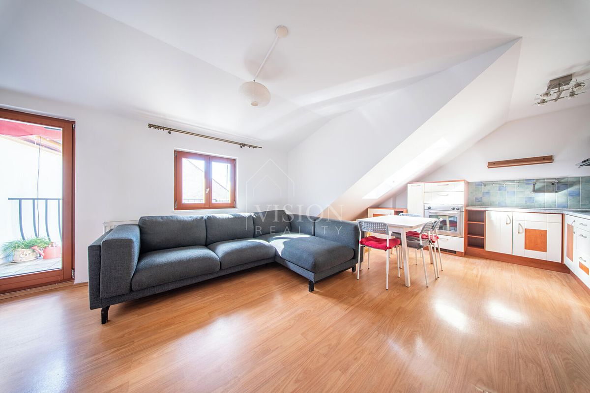 Pronájem bytu 3+kk 83 m² – fotografie 2