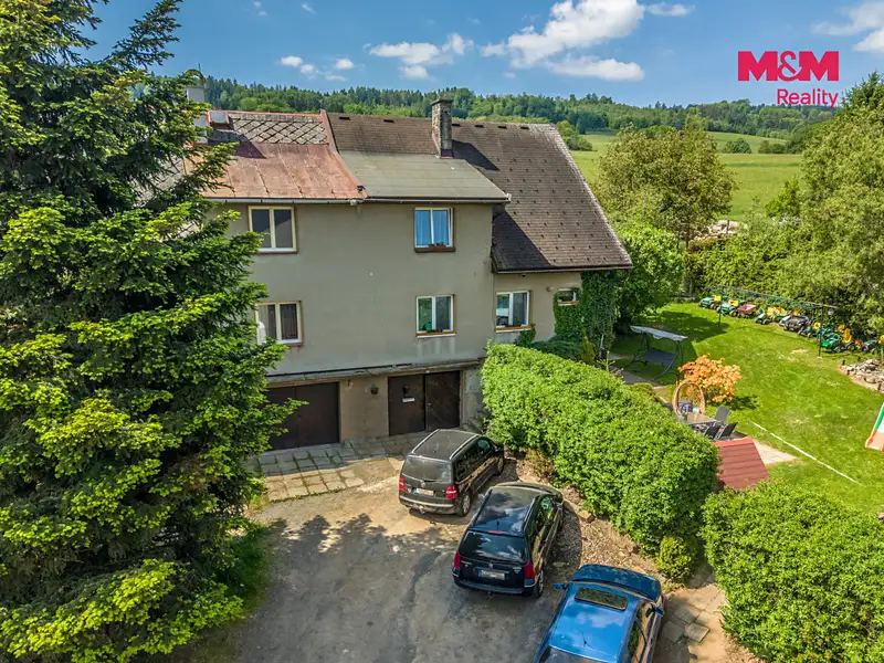 Prodej rodinného domu 250 m², pozemek 762 m², Chuchelna – náhled fotky 2