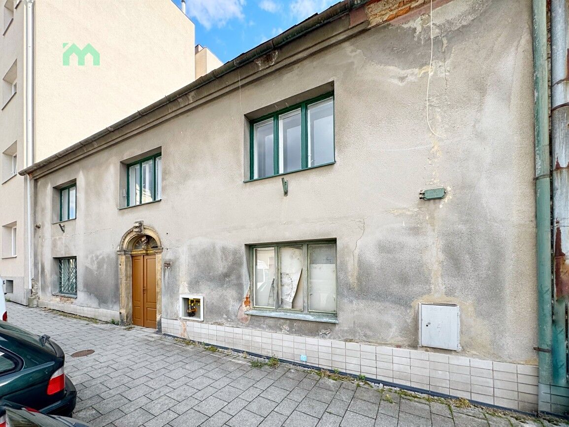 Prodej rodinného domu 121 m², pozemek 155 m² – fotografie 2
