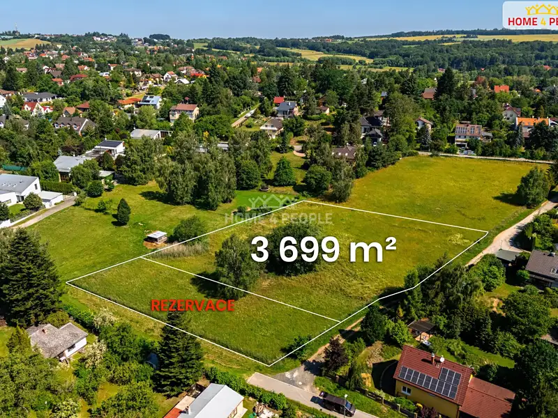 Prodej stavebního pozemku 3699 m², Kamenice – náhled fotky 1