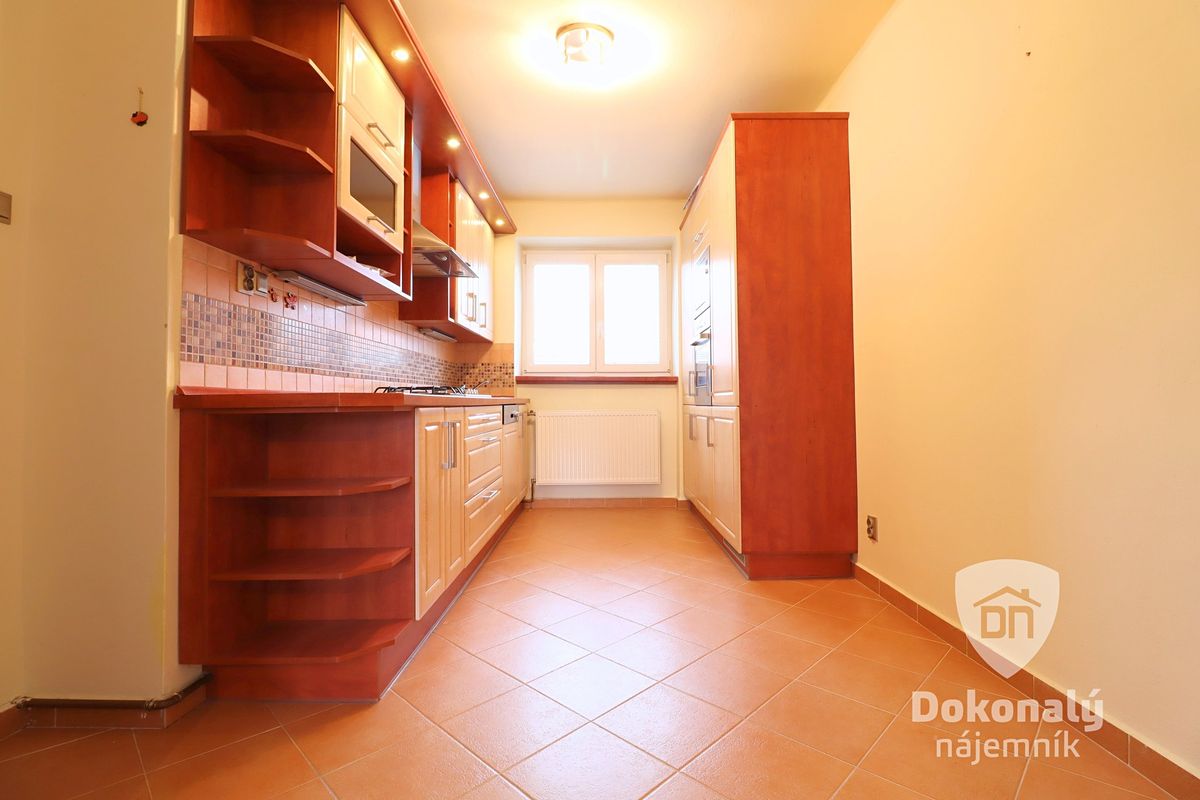 Pronájem bytu 2+1 56 m² – fotografie 4