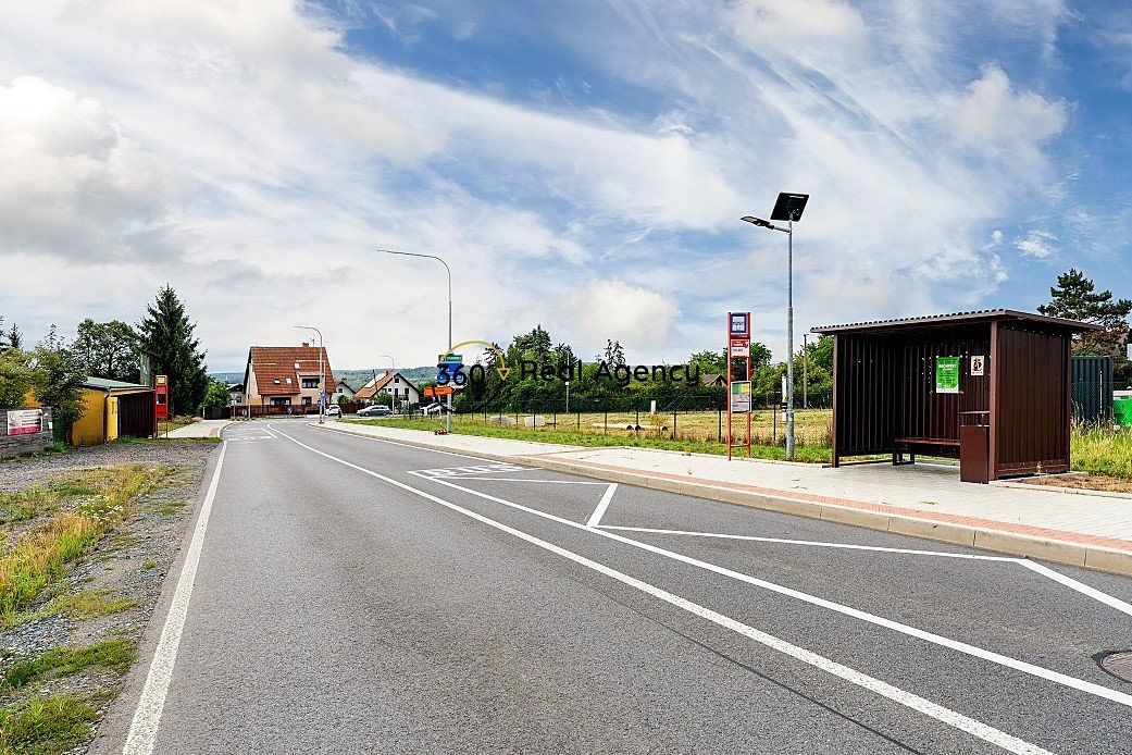 Prodej rodinného domu 173 m², pozemek 1021 m² – fotografie 2