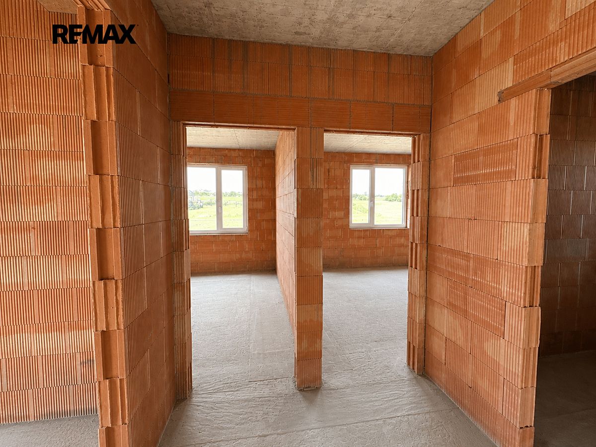 Prodej rodinného domu 156 m², pozemek 834 m² – fotografie 4