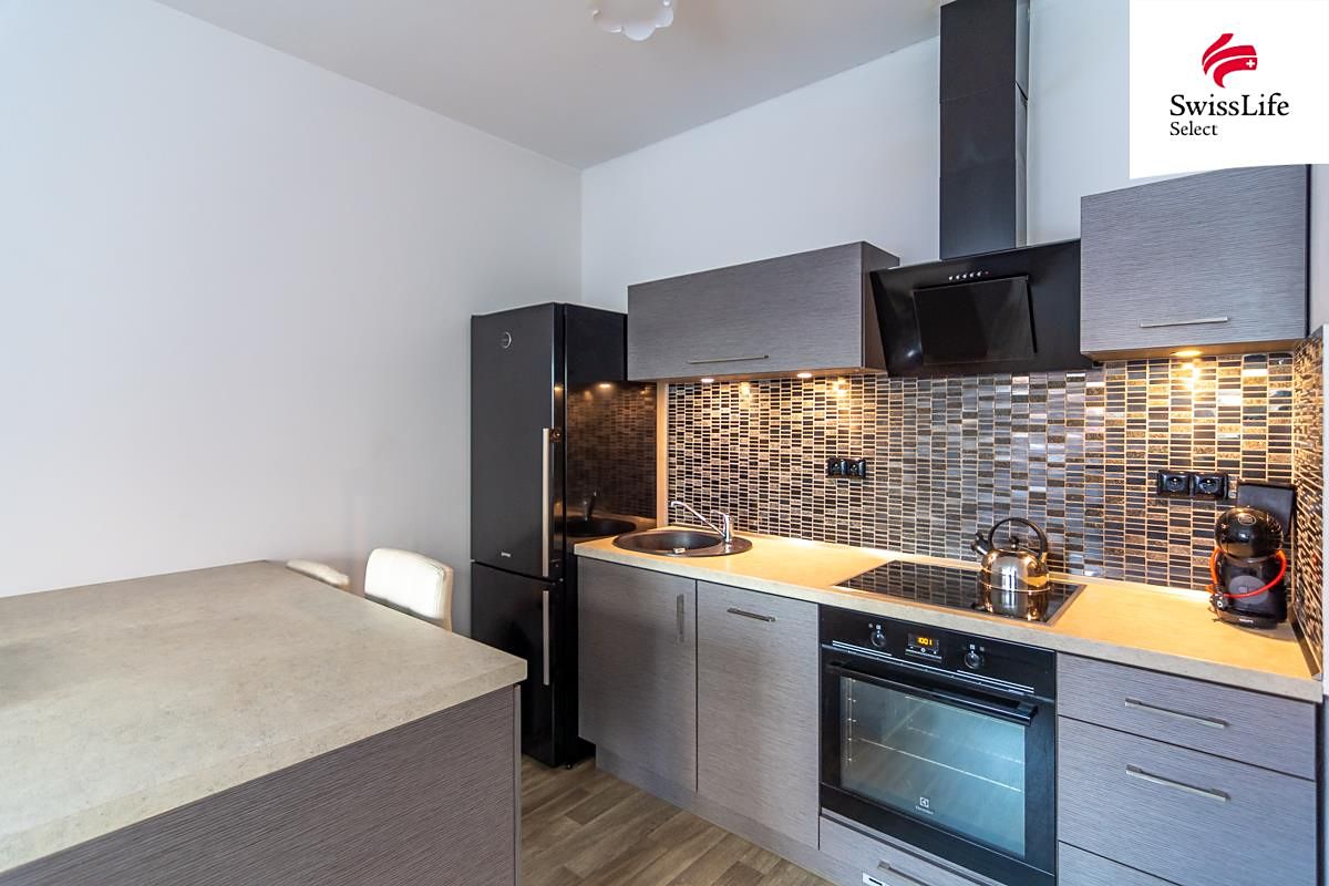 Pronájem bytu 2+kk 35 m² – fotografie 3