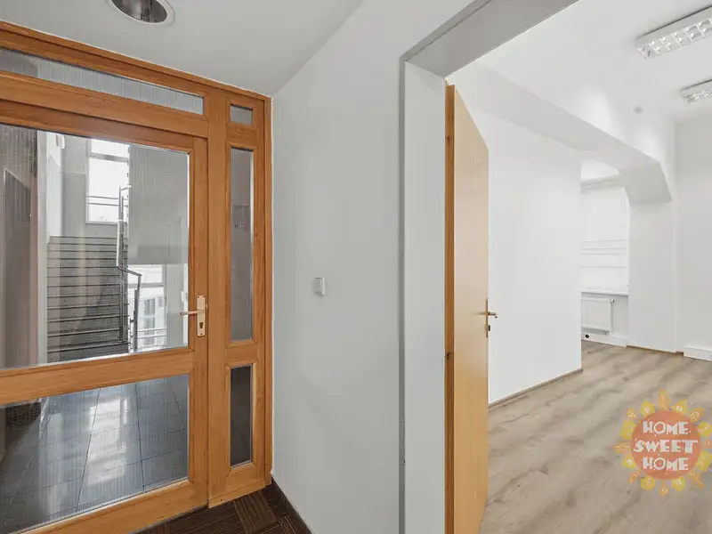 Pronájem kanceláře 20 m², Praha – náhled fotky 3