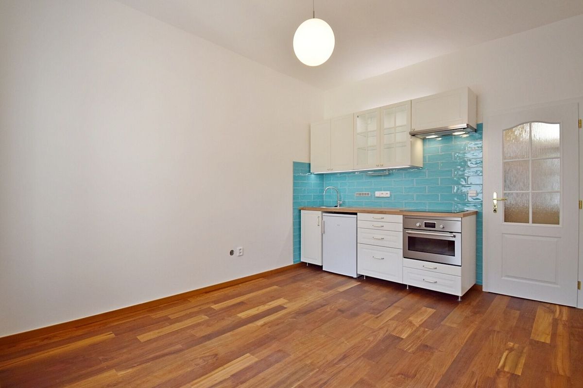 Pronájem bytu 1+kk 23 m²