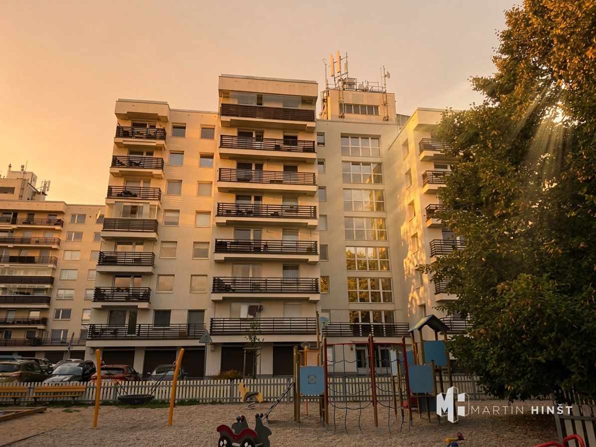 Pronájem bytu 2+kk 49 m²