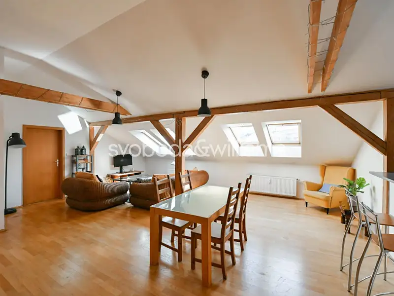 Prodej bytu 3+1 121 m², Praha – náhled fotky 1