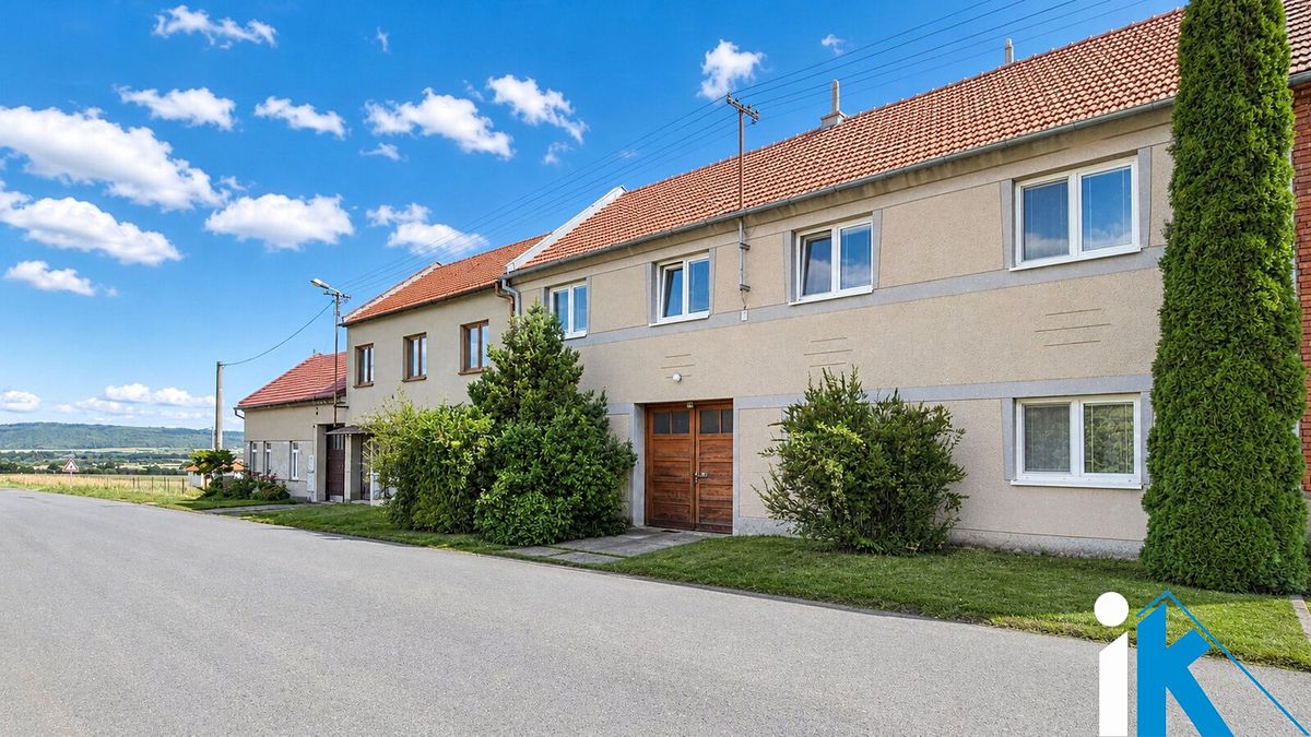 Prodej rodinného domu 150 m², pozemek 2054 m²
