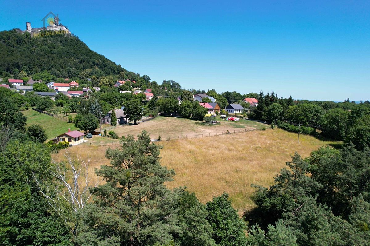 Prodej stavebního pozemku 3082 m²