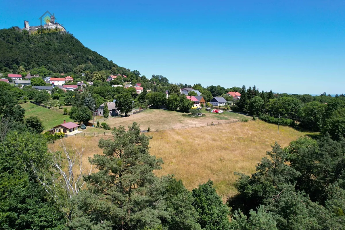 Prodej stavebního pozemku 3082 m²