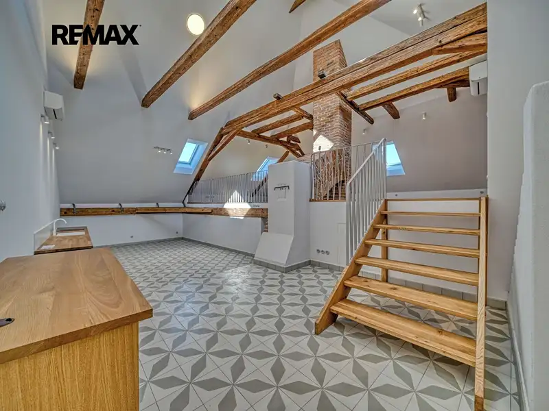 Pronájem bytu atypický 123 m², Kutná Hora – náhled fotky 1