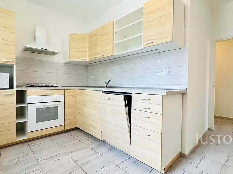 Pronájem bytu 2+1 52 m², Ústí nad Labem – náhled fotky 2