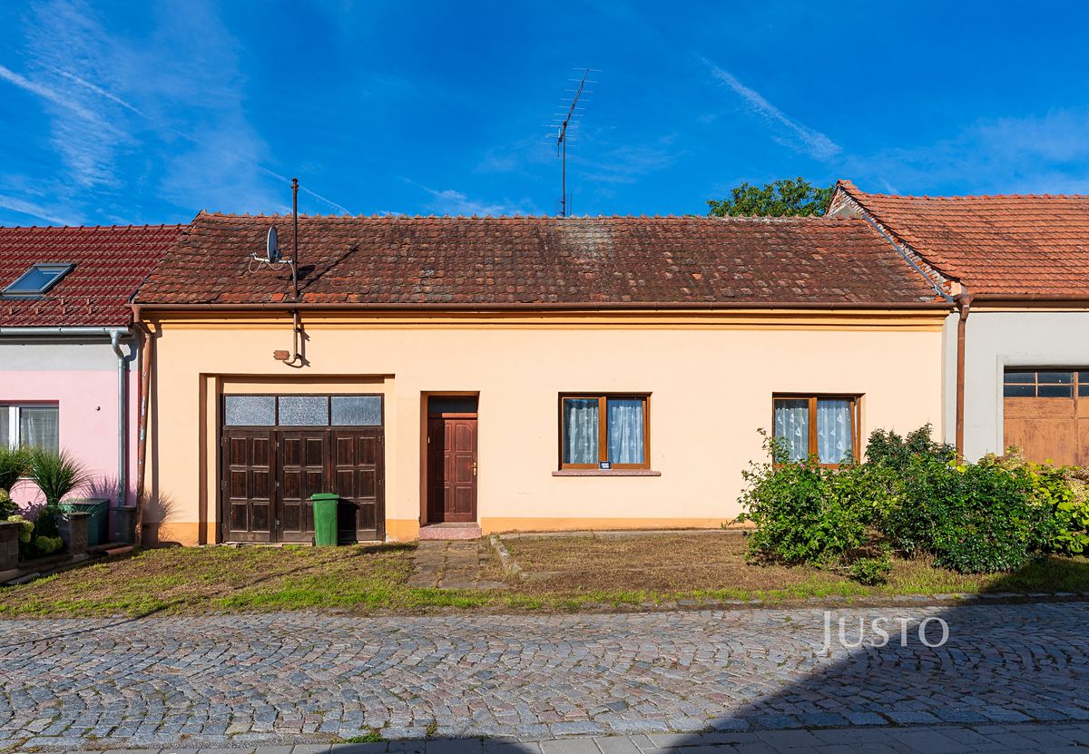 Prodej rodinného domu 102 m², pozemek 1401 m² – fotografie 3