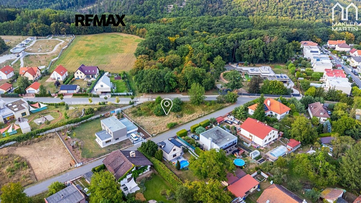 Prodej stavebního pozemku 1380 m²