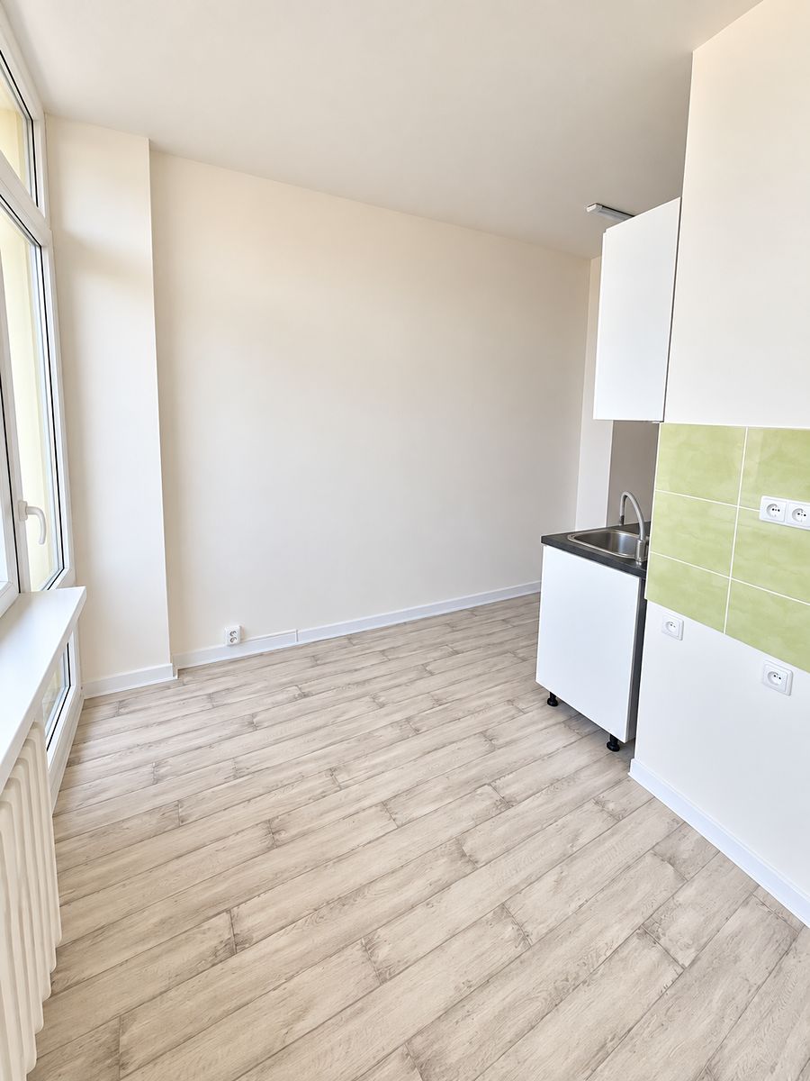 Pronájem bytu 3+1 72 m² – fotografie 3