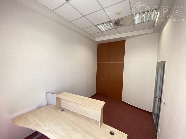 Pronájem komerčního prostoru, 14 m² (4 z 7)
