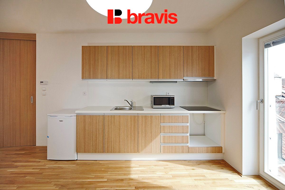 Pronájem bytu 2+kk 54 m² – fotografie 3