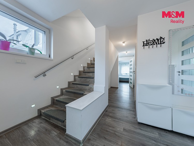 Prodej domu, 131 m² (6 z 30)