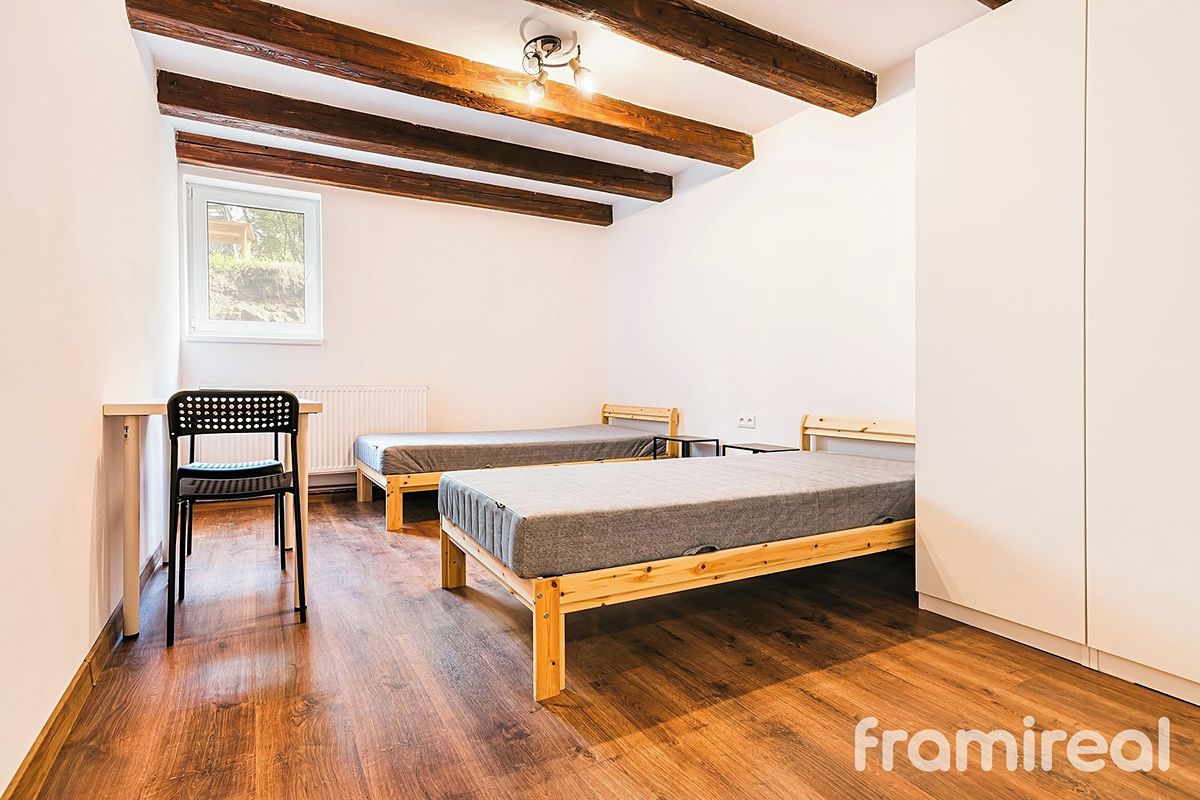 Pronájem bytu 5+1 90 m² – fotografie 2