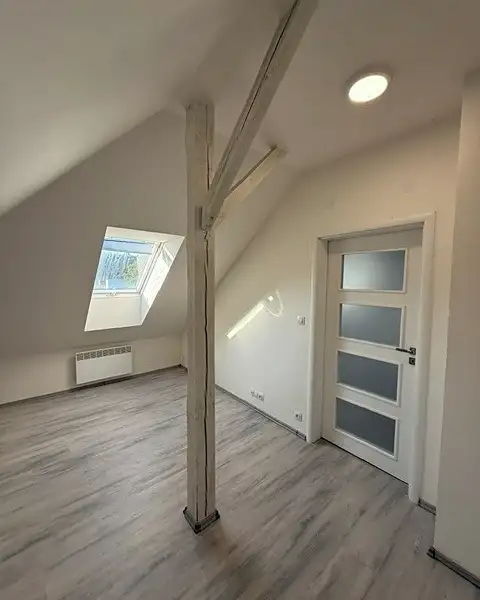 Prodej bytu 3+kk 98 m², Řevnice – náhled fotky 2