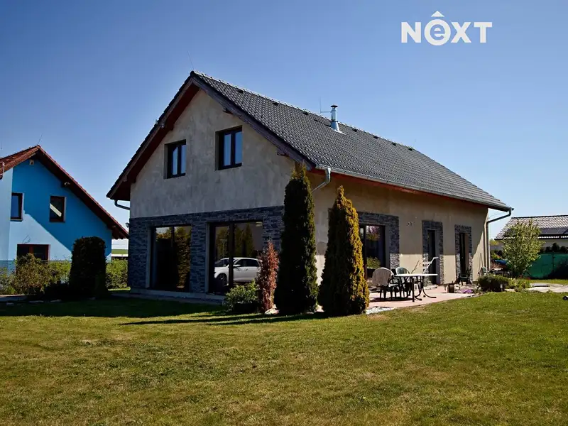 Prodej rodinného domu 98 m², pozemek 890 m², Kladno – náhled fotky 1