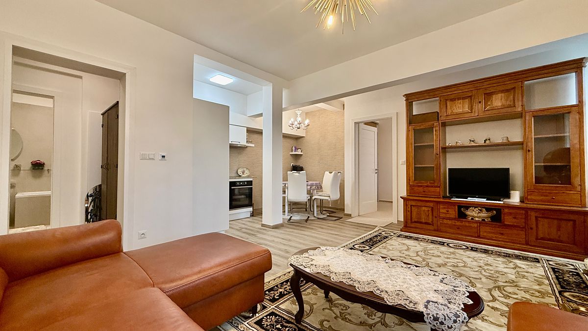 Pronájem bytu 2+kk 65 m² – fotografie 2