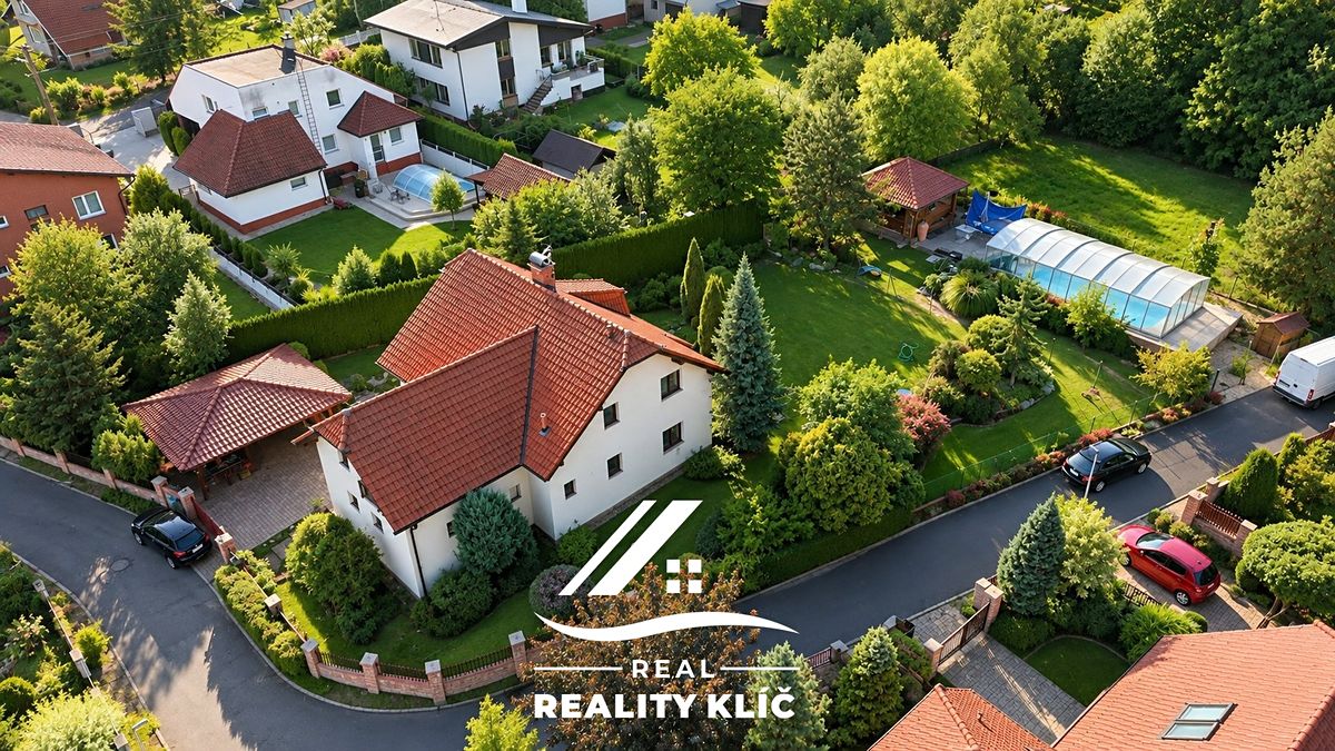 Prodej rodinného domu 240 m², pozemek 991 m², Ostrava – fotka 1 z 3
