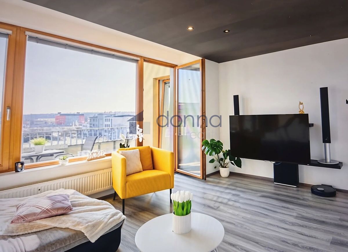Pronájem bytu 2+kk 55 m²