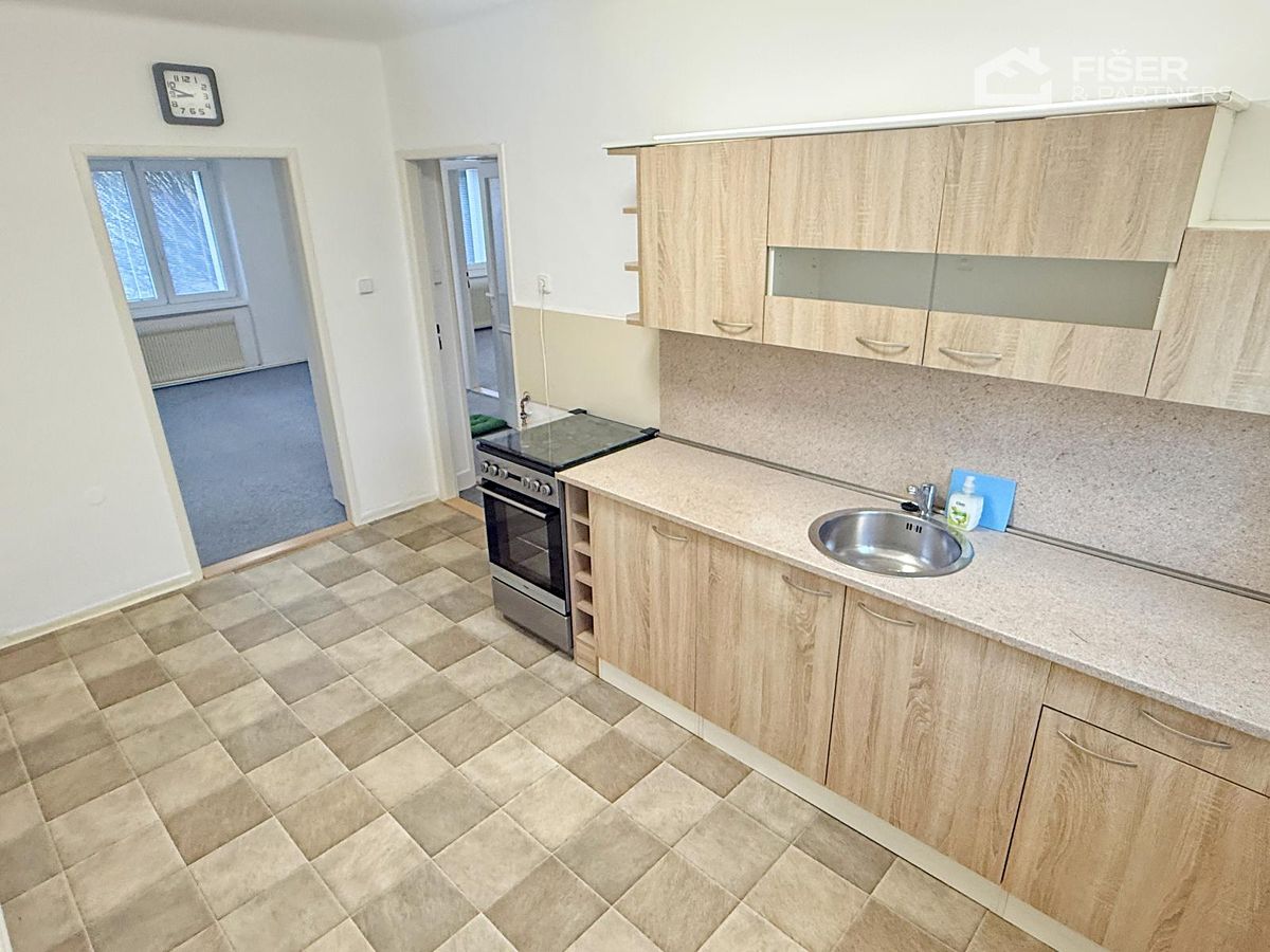 Pronájem bytu 2+1 60 m² – fotografie 2