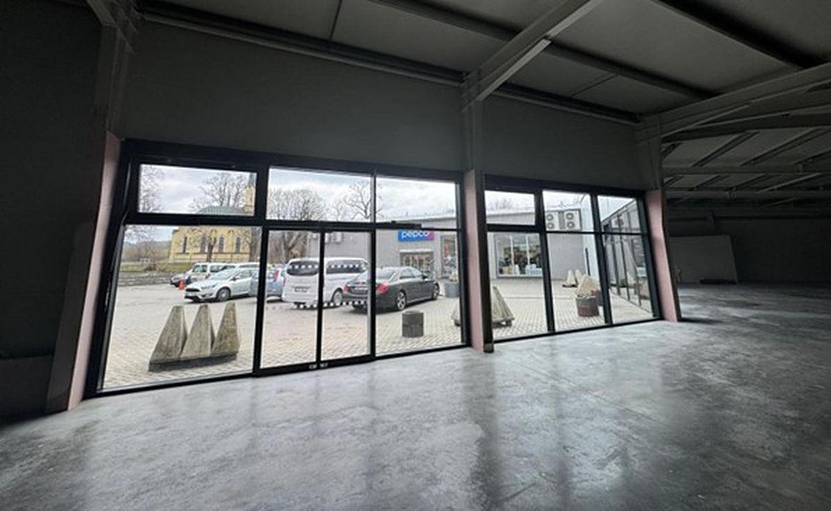 Pronájem obchodního prostoru 660 m² – fotografie 2