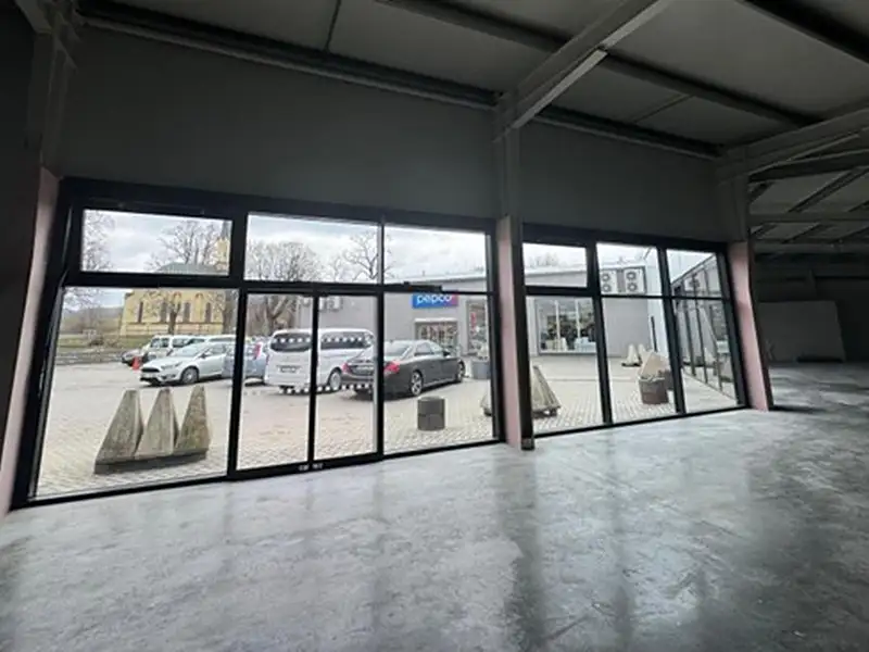 Pronájem obchodního prostoru 660 m², Valašské Klobouky – náhled fotky 2